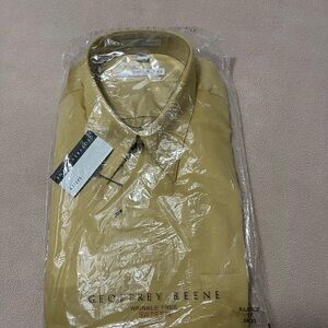 Geoffrey Beene Men's Wrinkle-Free Shirt - Yellow